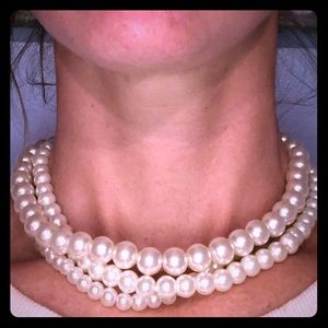 Pearl necklaces and bracelet